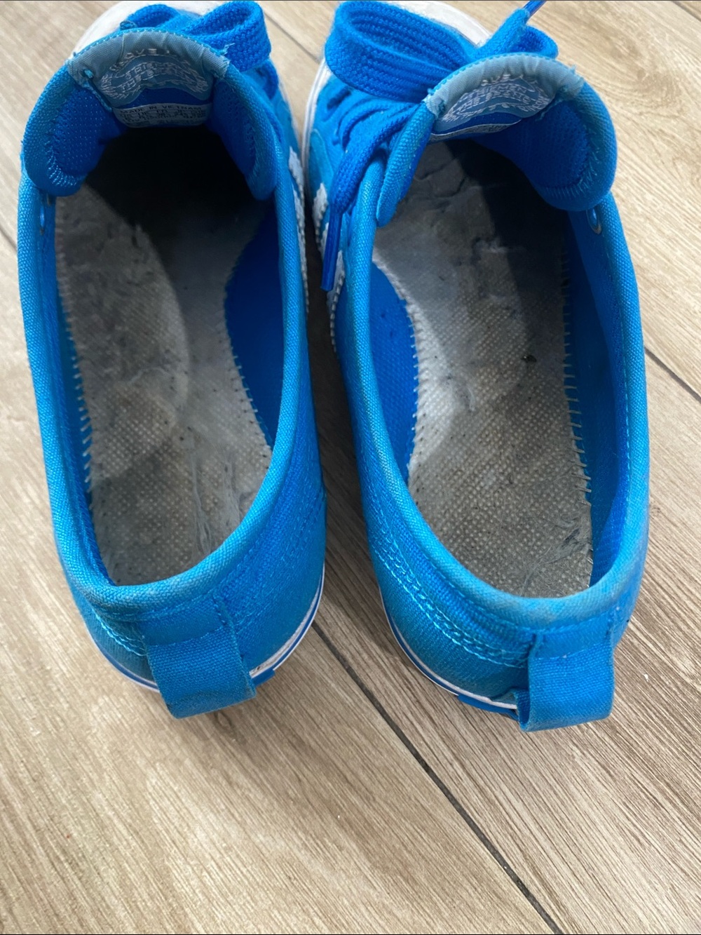 Adidas - Picture 8 of 8